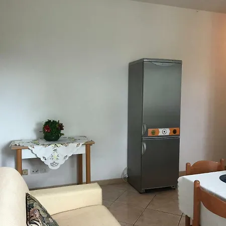 Residenza Arene מלון דירות 3*