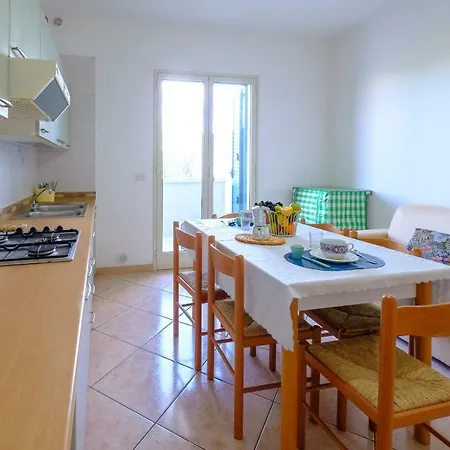 מלון דירות Residenza Arene 3*